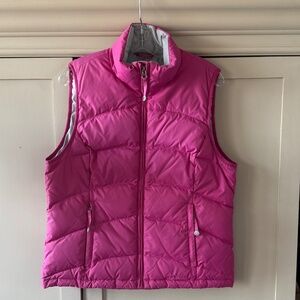 L.L. Bean Pink Puffer Vest Size M - Fast Shipping!